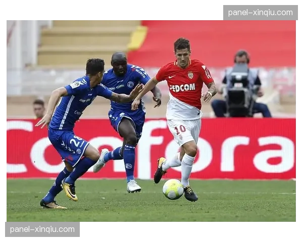 欧冠奖金分配新方案引发争议，小联赛俱乐部抗议收入差距扩大